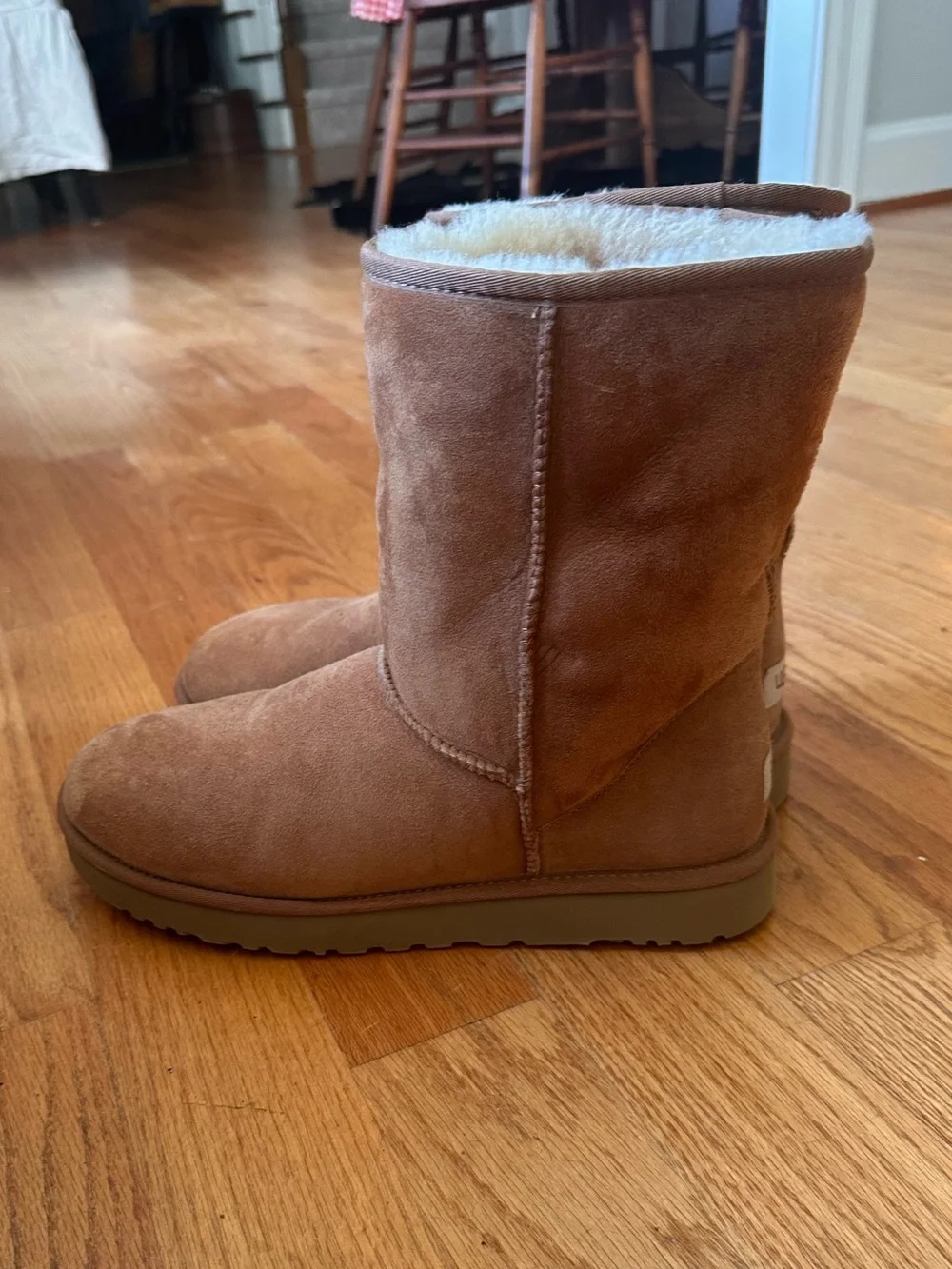 UGG Classic Short Men’s Boots